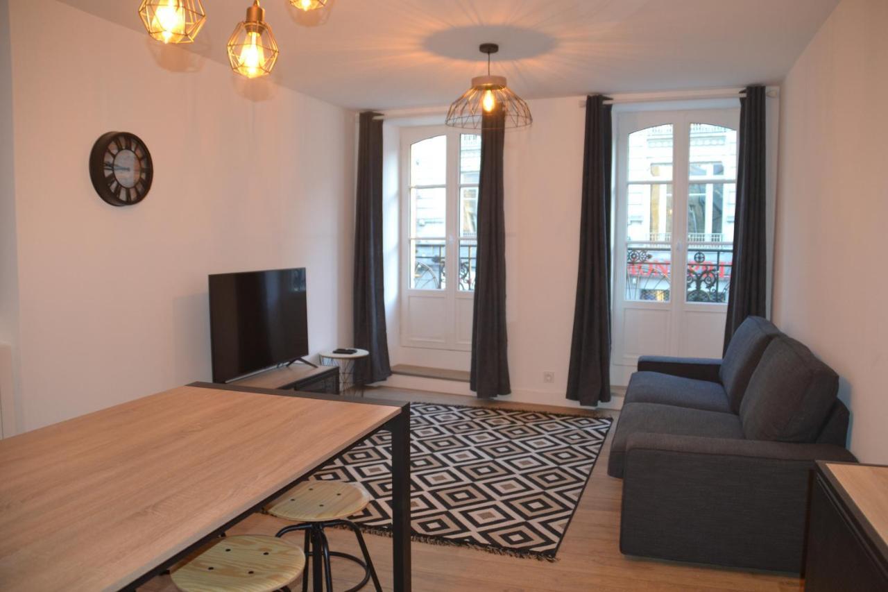 Triplex 110 M2 Centre Historique Avec Jacuzzi Dinan Lejlighed Eksteriør billede